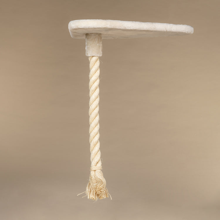 Grote, crèmekleurige Ligplaats Step met Speeltouw Driehoekig (voor 12, 15 of 20 cm palen)